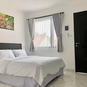 Holiday home Danja House And Kost