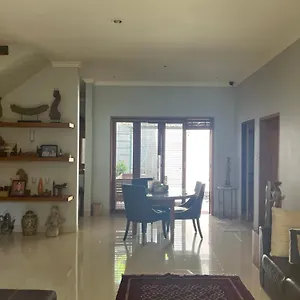Semesta Villa *