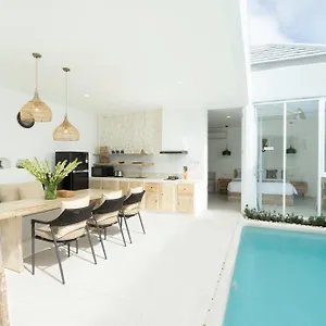 Solanara - New Exquisite 2br Mediterranean Villa *