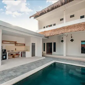 Greek House: W/desk + Shared Pool&kitchen /9