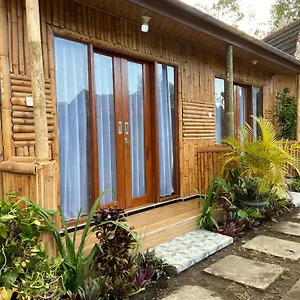 D'yoga Bamboo Guest house *