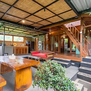 Carik Villa Manggis (Bali)