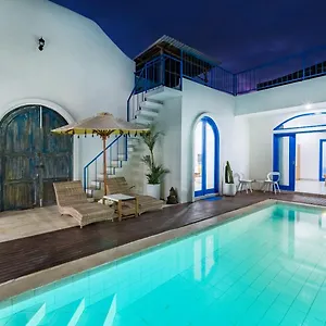 Casa Posa Grand: 6br Private In Villa Seminyak (Bali)