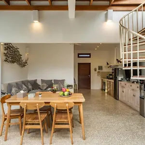 Villa 3 Bedroom Cozy Private Pool In Wifi Seminyak (Bali)