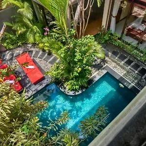 Catra 3 Bedroom Private Pool Ne48