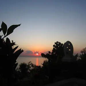 Beten Waru Amed (Bali)
