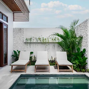 Villa New Center Lux 3br With Pool And View Near