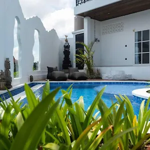 Santorini Luxury Villa Munggu