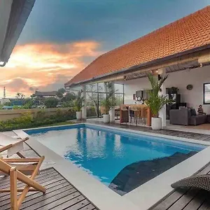 New 3br Villa,sunset &ricefield Views Canggu Area! Villa Kerobokan (Bali)