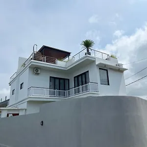 Ilhabela - 3 Floor With Amazing Rooftop And Private Pool Canggu (Bali)