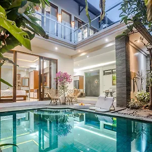 Villa Amelie By Jb