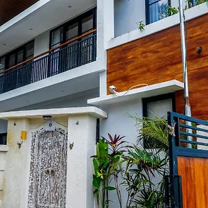 Kubu Sawah Villa *