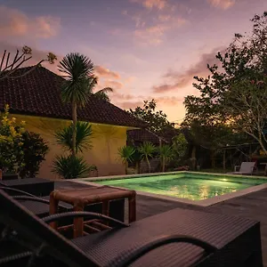 Join Homestay Kuta (Lombok)