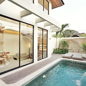 De' Asasta Villa Seminyak (Bali)