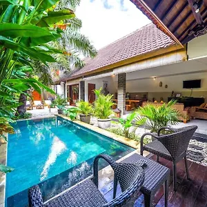 Jes - 4 Bedroom -