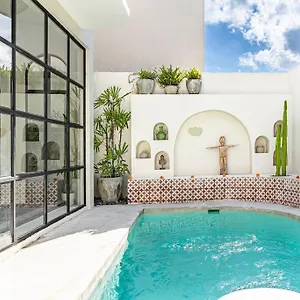 Casa Toledo 1 Bedroom Kerobokan Villa *