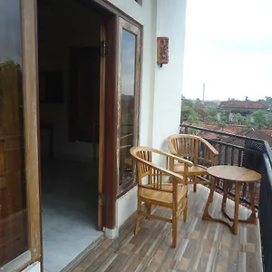 Apartment Kenari Diwang