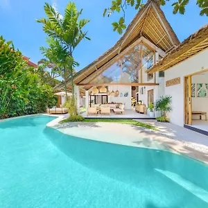 Indigo - 5-bdr With Huge Pool And Garden Villa