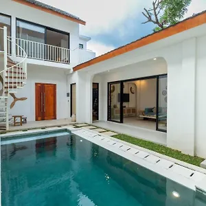 Villa Chic Modern Villa, 5 Minute Walk To