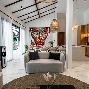 Ubud Blue Wave Villa Luxury 3 Bedroom & Private Pool Villa Ubud (Bali)