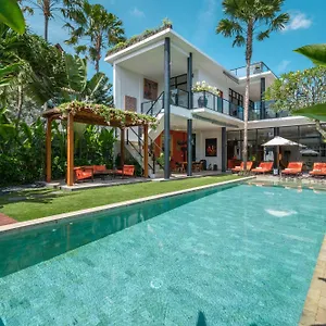 Boa - Stunning 3br Beachside In Villa *