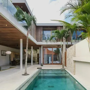 Mona Bingin Villa Pecatu (Bali)