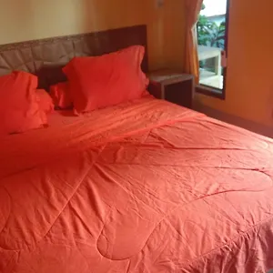 Artawa House Homestay *