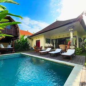 Traditional 2br Private Pool In The Heart Of Canggu, Berawa