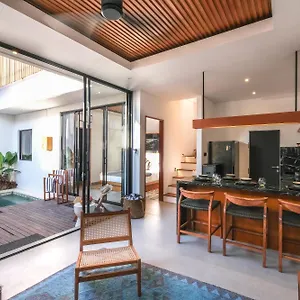 Nalu Kai Bingin Pecatu (Bali)