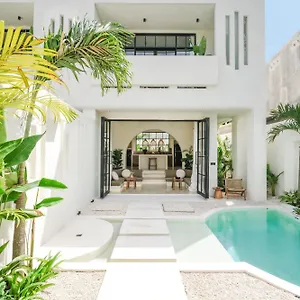 Villa Naji Pererenan *