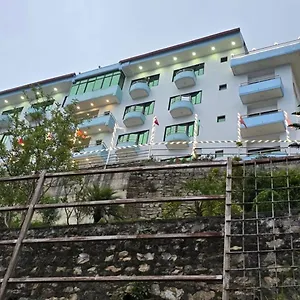 Resort Bojinee Nagarkot Resort