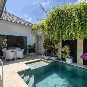 Charming, Sofie - With Refreshing Pool *