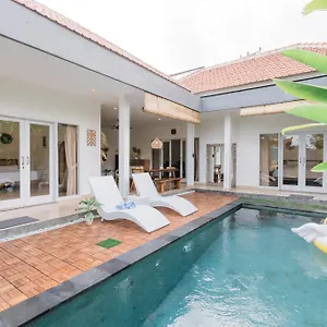 Leya & Leon - Private 3br With Pool Villa