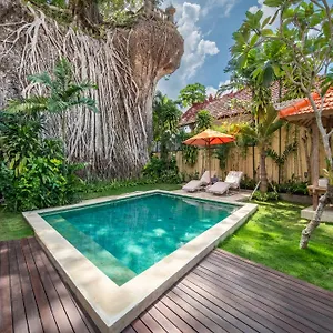 Tropical Sinar Maluku Villa Uluwatu (Bali)