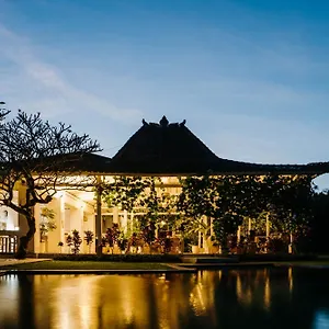 Isaiya Boutique Hotel 3*