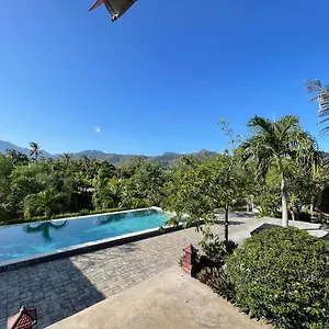 Hotel Eco Moringa Garden Banyuwedang