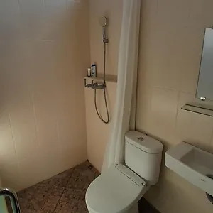 Kamar Sakura 3