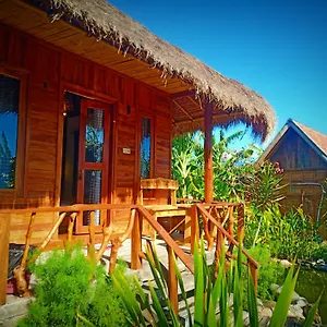 Guest house Umah Kayu 2-menjangan Banyuwedang