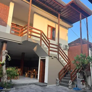 Guest house Calandra House