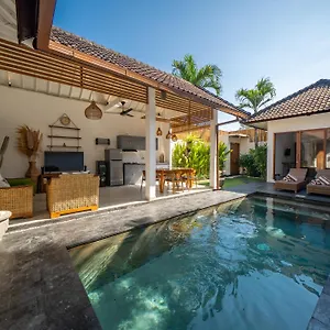 Villa Ivy Moon *