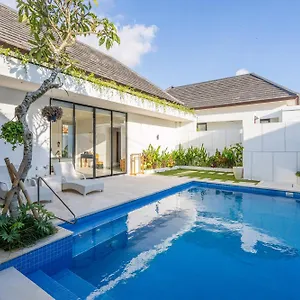 Serai By Betterplace * Seminyak (Bali)