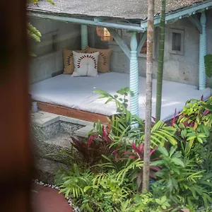 Jungle Wave In Seminyak (Bali)