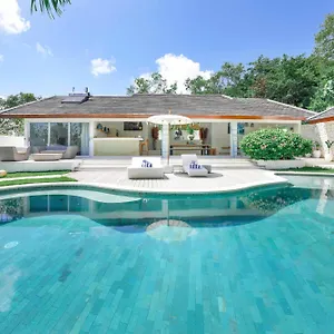 Mateo - Gorgeous 3br With Large Pool In Bingin *