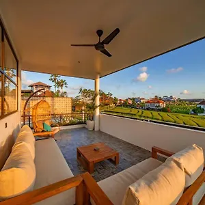 Casa Lumi - Luxury Pool 5 Minutes To Beach *