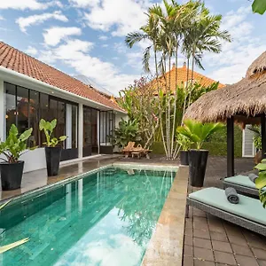 Ruku-ruku - Modern 1br With Ac Living & Private Pool - French Style Interior Villa Kerobokan (Bali)