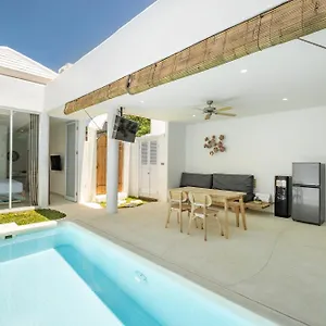 Villa D'jove Uluwatu (Bali)