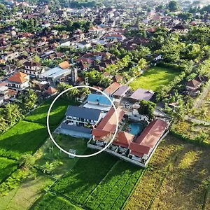 White Blue House 7 -pvt Room, Shared Pool&kitchen *
