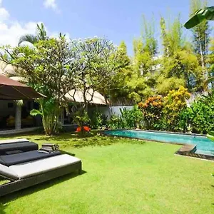 Suara Ocean - A Cozy 3 Bedrooms With Pool Villa *
