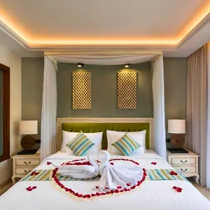 Parina 1 Bedroom Lagoon Honeymoon Zn252 *
