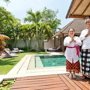 Serenity 4 Bedrooms Big Pool Bali Villa *